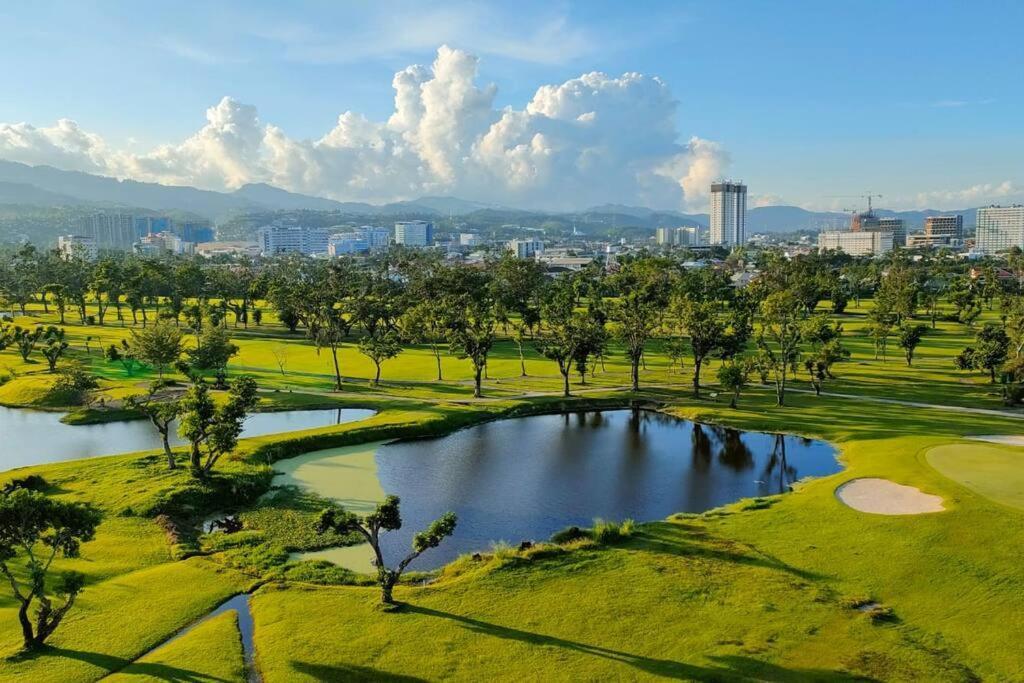Dreamy 2Br Condo, With A Golf Course View セブ市 エクステリア 写真